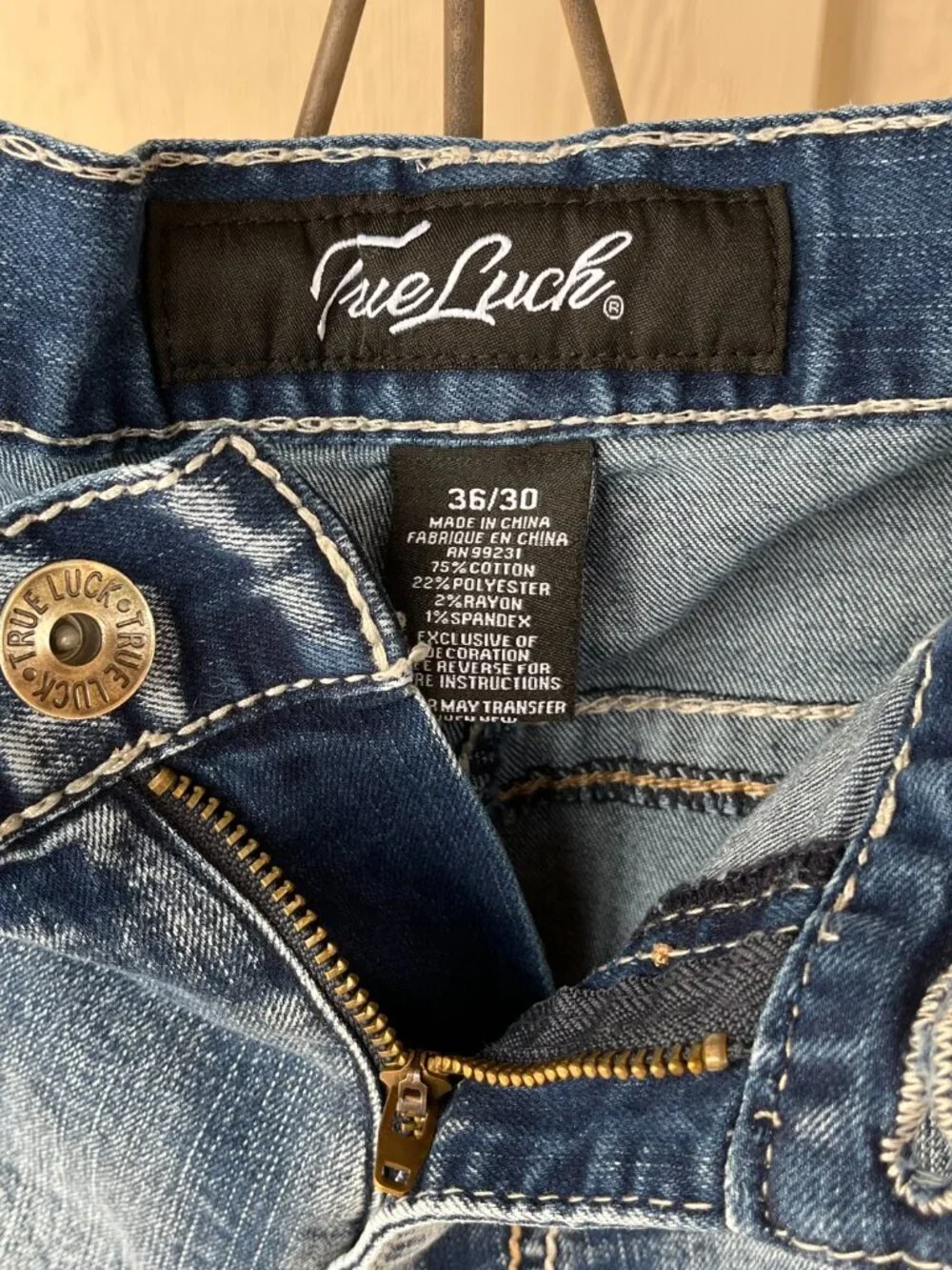 True Luck Mens Jeans Thick Stitch Denim Faded Wash Straight Leg Everyday 36x30
